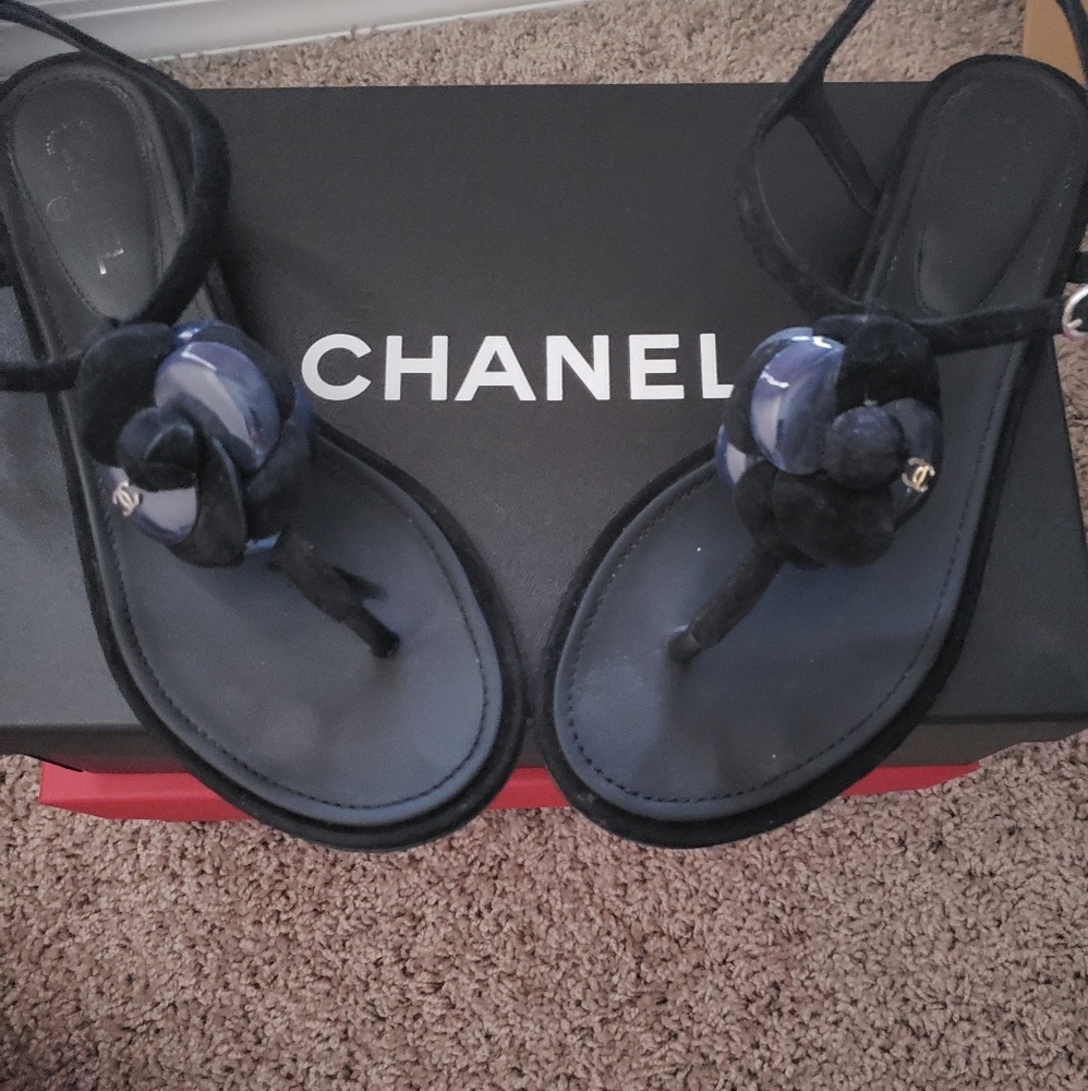 Chanel camile thong velvet sandal